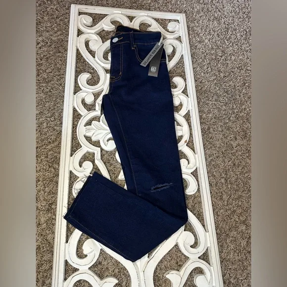 3 pairs of AMERICAN BAZI RIPPED WOMEN'S SKINNY JEANS NWTS! Size 3 ✨ - Picture 12 of 13